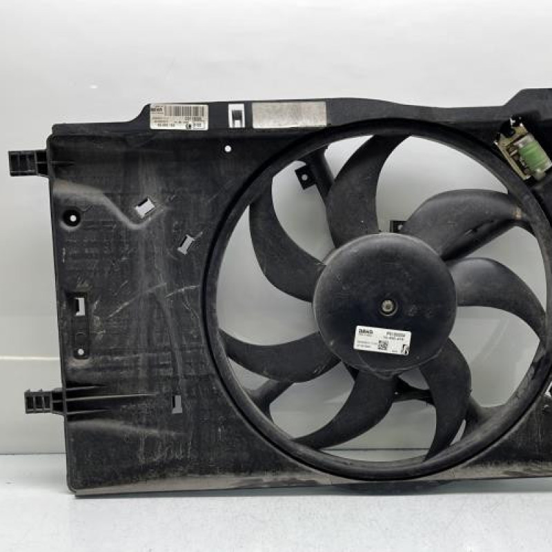 Moto ventilateur radiateur OPEL CORSA E Photo n°4