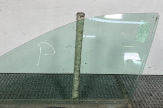 Vitre avant gauche MERCEDES CLASSE C 203 Photo n°1