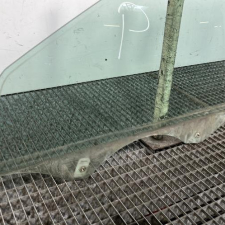 Vitre avant gauche MERCEDES CLASSE C 203