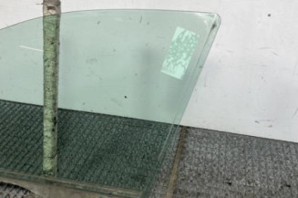 Vitre avant gauche MERCEDES CLASSE C 203