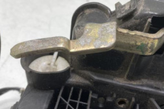 Serrure avant gauche MERCEDES CLASSE C 203