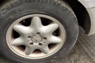 Renfort pare choc avant (traverse) MERCEDES CLASSE C 203