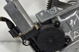 Leve vitre electrique avant droit TOYOTA YARIS 1