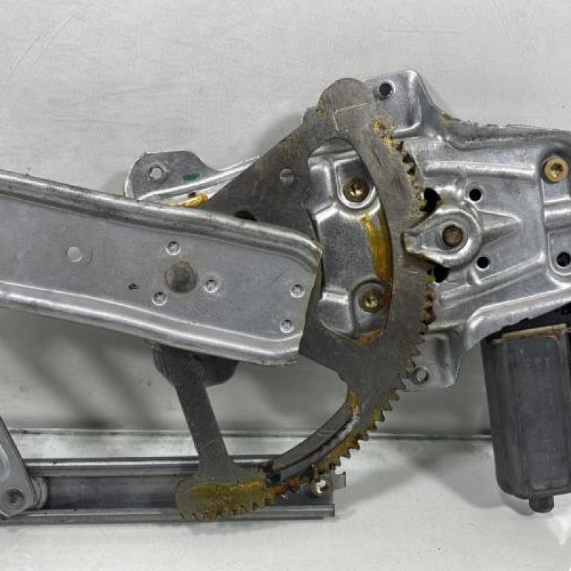 Leve vitre electrique avant gauche TOYOTA YARIS 1 Photo n°4
