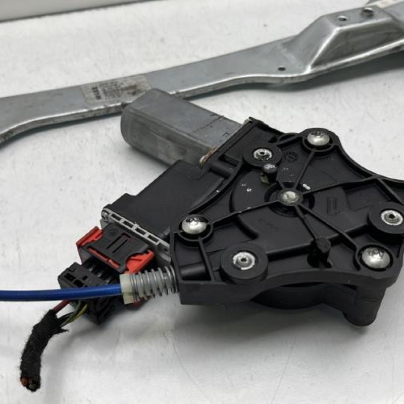 Leve vitre electrique avant gauche OPEL CORSA E Photo n°3