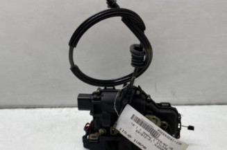 Serrure avant droit VOLKSWAGEN NEW BEETLE 1