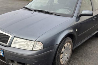 Cremaillere assistee SKODA OCTAVIA 1