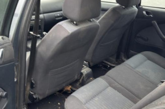 Cremaillere assistee SKODA OCTAVIA 1