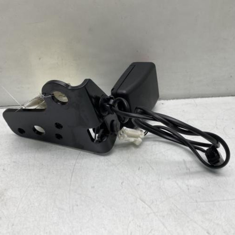 Attache ceinture arriere gauche CITROEN DS5 Photo n°3