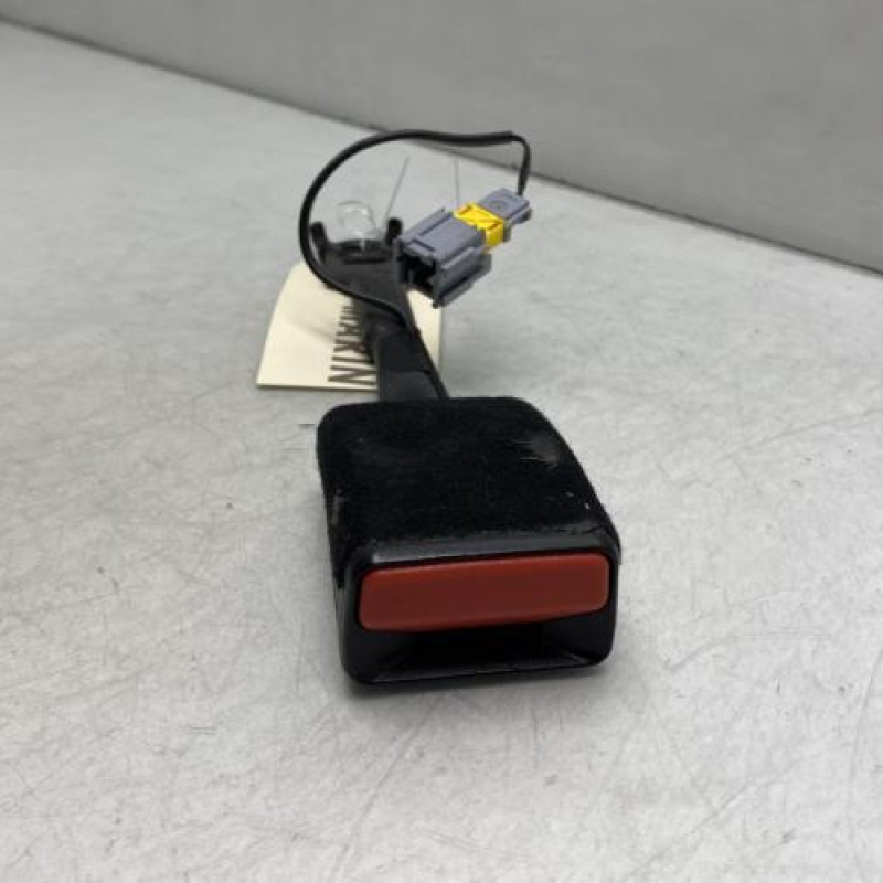 Attache ceinture avant droit CITROEN DS5 Photo n°3