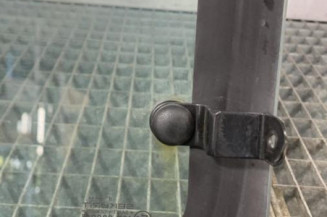 Custode arriere gauche FORD KA 1