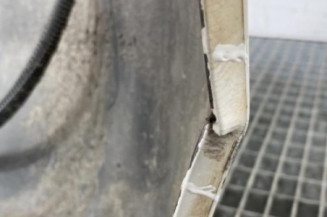 Pare choc arriere PEUGEOT 208 1