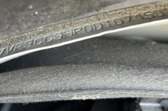 Pare choc arriere PEUGEOT 208 1