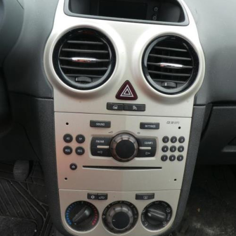 Pare choc arriere OPEL CORSA D Photo n°17
