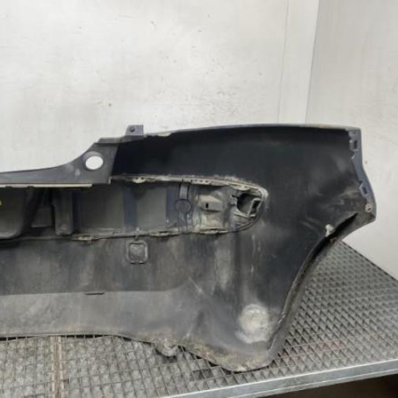 Pare choc arriere RENAULT MEGANE 2 Photo n°6