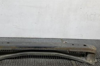 Renfort pare choc arriere (traverse) TOYOTA YARIS 3