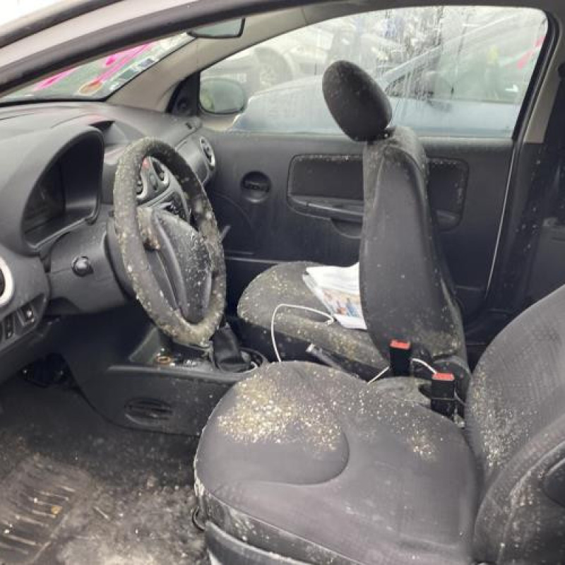 Pare choc arriere CITROEN C2 Photo n°11