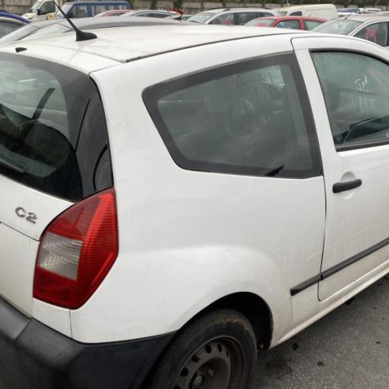 Pare choc arriere CITROEN C2 Photo n°15
