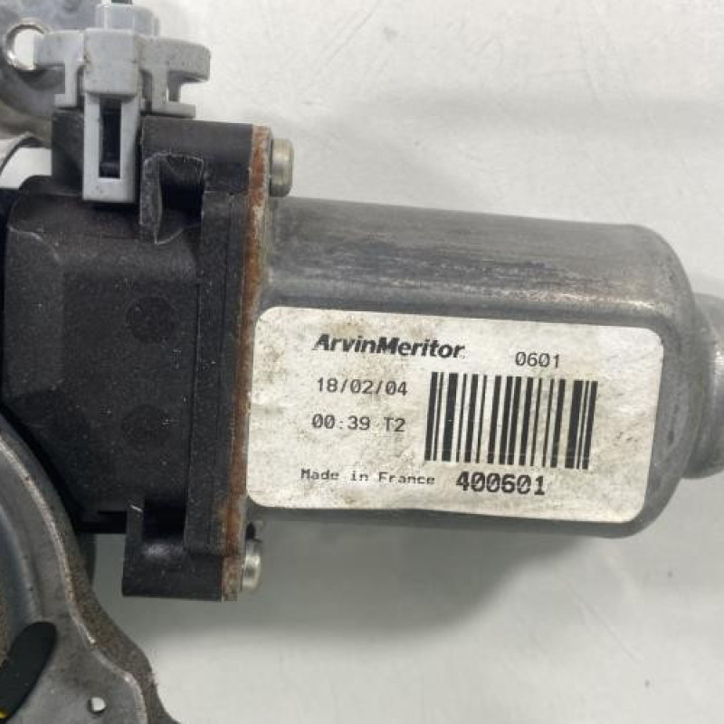 Leve vitre electrique avant gauche NISSAN ALMERA 2 Photo n°2