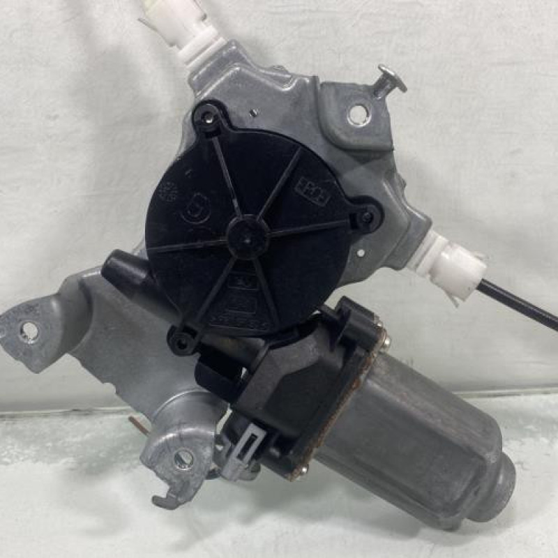 Leve vitre electrique avant gauche NISSAN ALMERA 2 Photo n°4