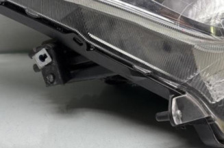 Optique avant principal droit (feux)(phare) SUZUKI SWIFT 5