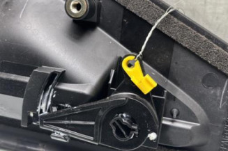 Poignee porte arriere droit SUZUKI SWIFT 5