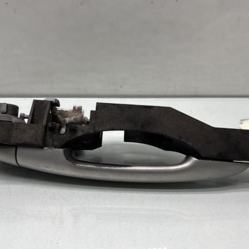 Poignee porte avant droit RENAULT CLIO 3 Photo n°3