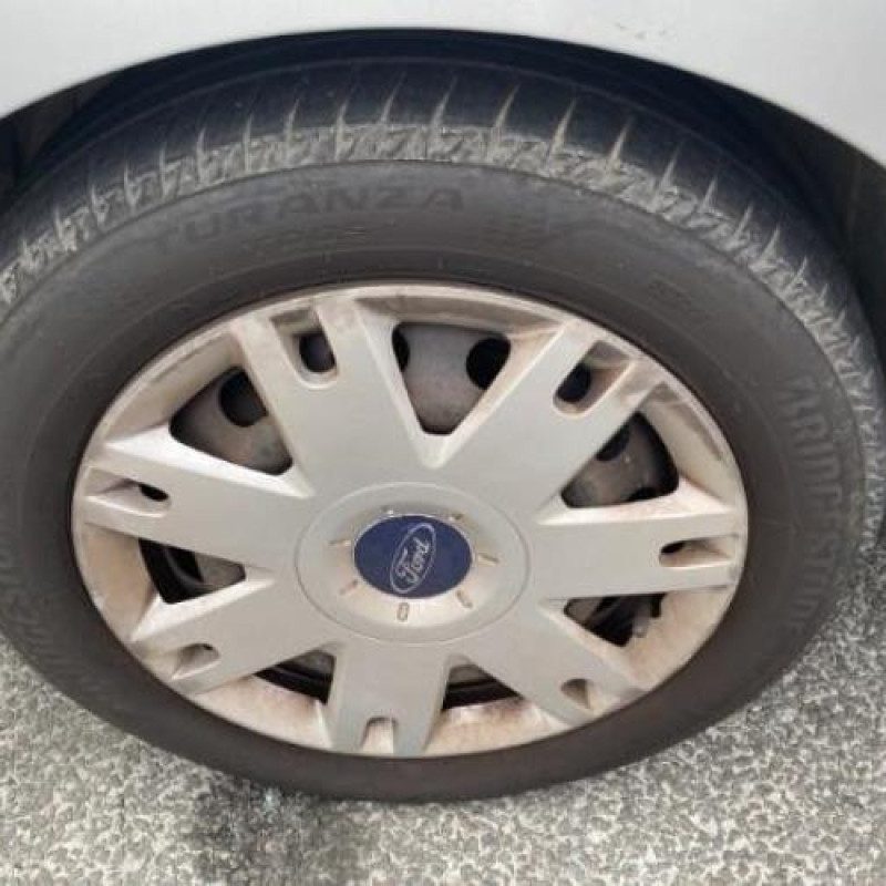 Pompe de direction FORD FUSION Photo n°6