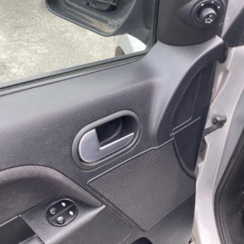 Pompe de direction FORD FUSION Photo n°14