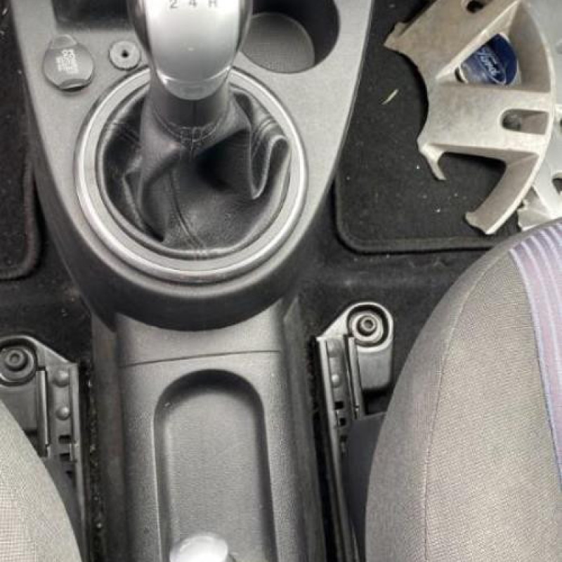 Pompe de direction FORD FUSION Photo n°15
