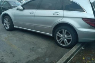 Feu arriere principal gauche (feux) MERCEDES CLASSE R 251