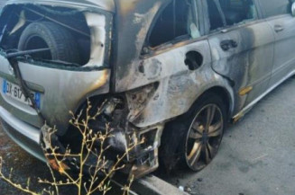 Feu arriere principal gauche (feux) MERCEDES CLASSE R 251