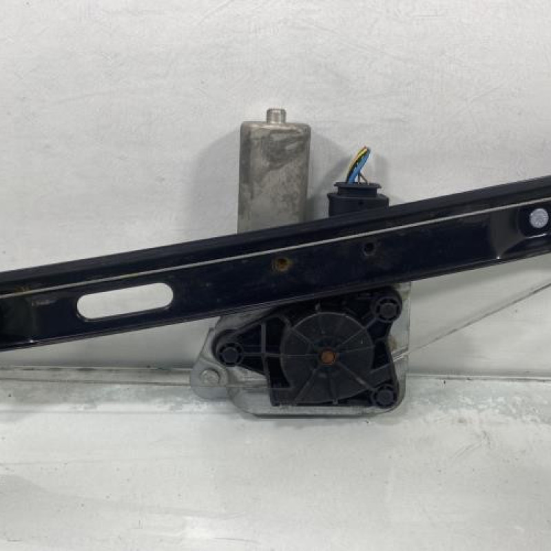 Leve vitre electrique arriere gauche BMW SERIE 1 E87 Photo n°3