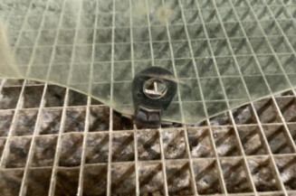 Vitre avant gauche RENAULT CLIO 3