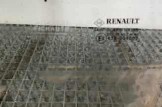Vitre avant gauche RENAULT CLIO 3