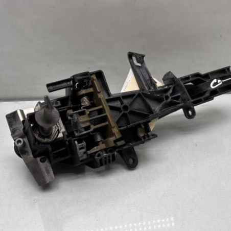 Poignee porte avant gauche BMW SERIE 1 E87