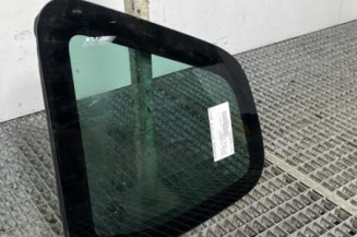 Custode arriere gauche DACIA DUSTER 1