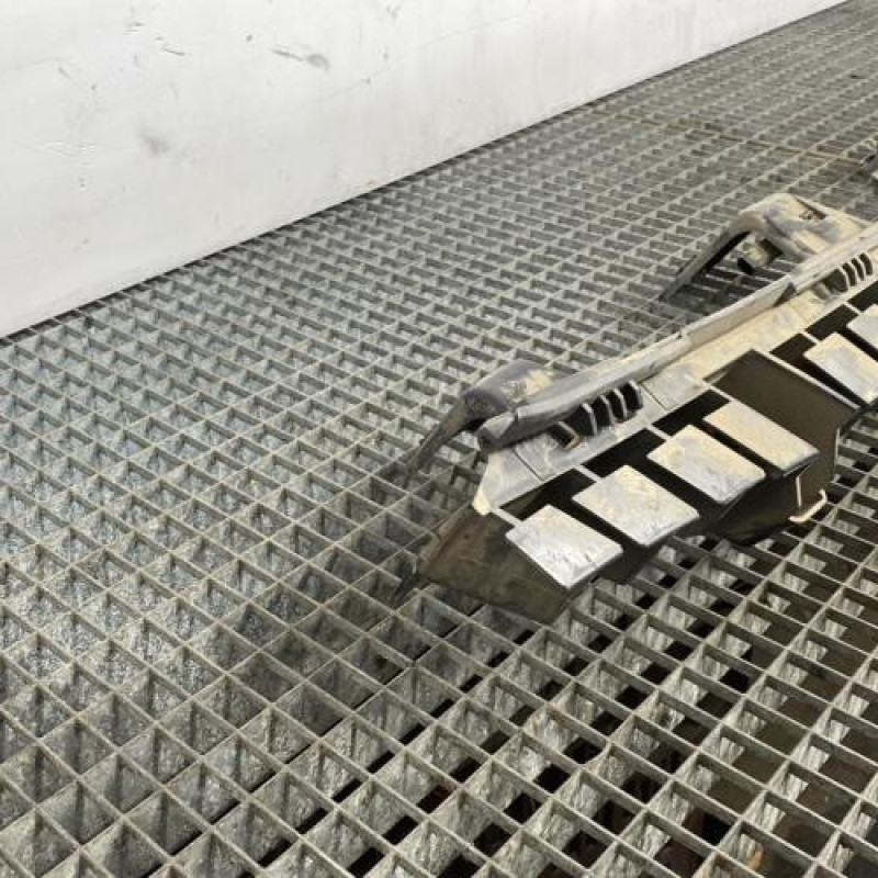 Absorbeur de pare choc arriere PEUGEOT 3008 2 Photo n°5