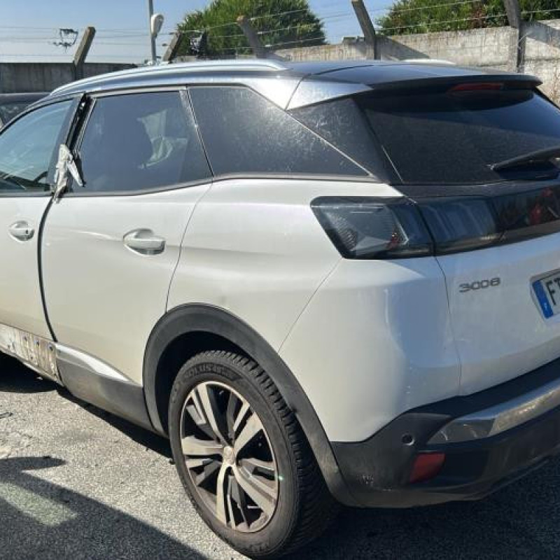 Absorbeur de pare choc arriere PEUGEOT 3008 2 Photo n°7