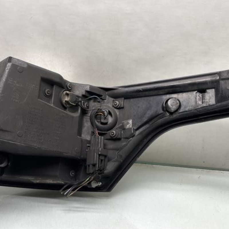 Feu arriere principal gauche (feux) LAND ROVER RANGE ROVER 2 SPORT Photo n°3