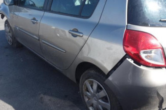 Renfort pare choc arriere (traverse) RENAULT CLIO 3