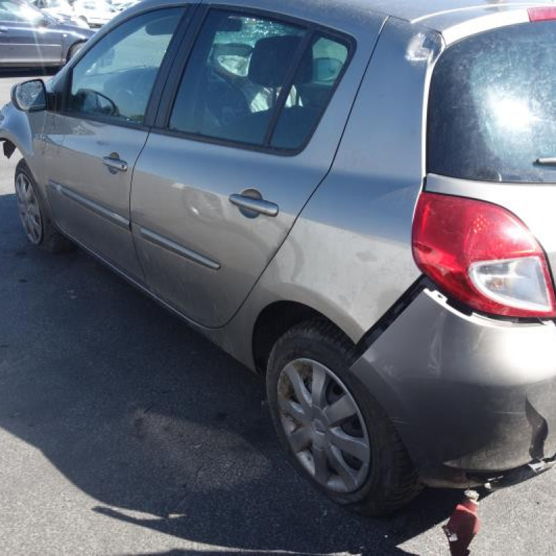 Renfort pare choc arriere (traverse) RENAULT CLIO 3 Photo n°5