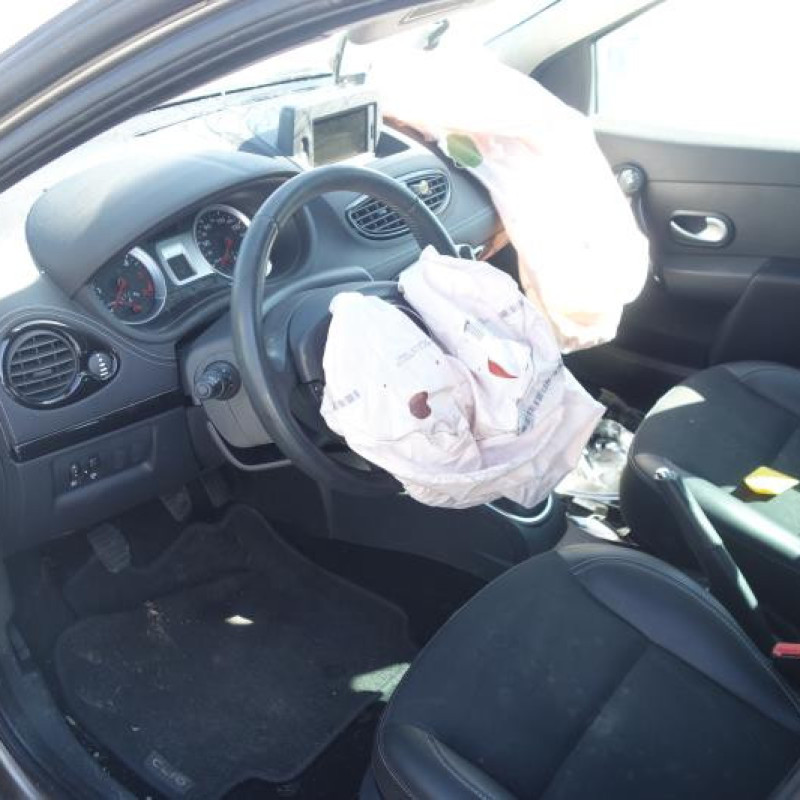 Renfort pare choc arriere (traverse) RENAULT CLIO 3 Photo n°6