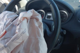 Renfort pare choc arriere (traverse) RENAULT CLIO 3