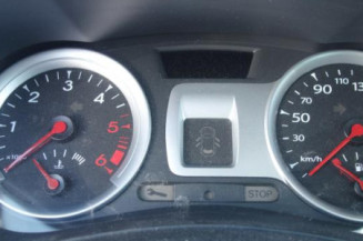 Renfort pare choc arriere (traverse) RENAULT CLIO 3
