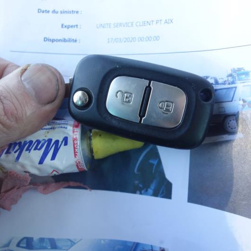 Renfort pare choc arriere (traverse) RENAULT CLIO 3 Photo n°14