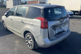 Renfort pare choc avant (traverse) PEUGEOT 5008 1