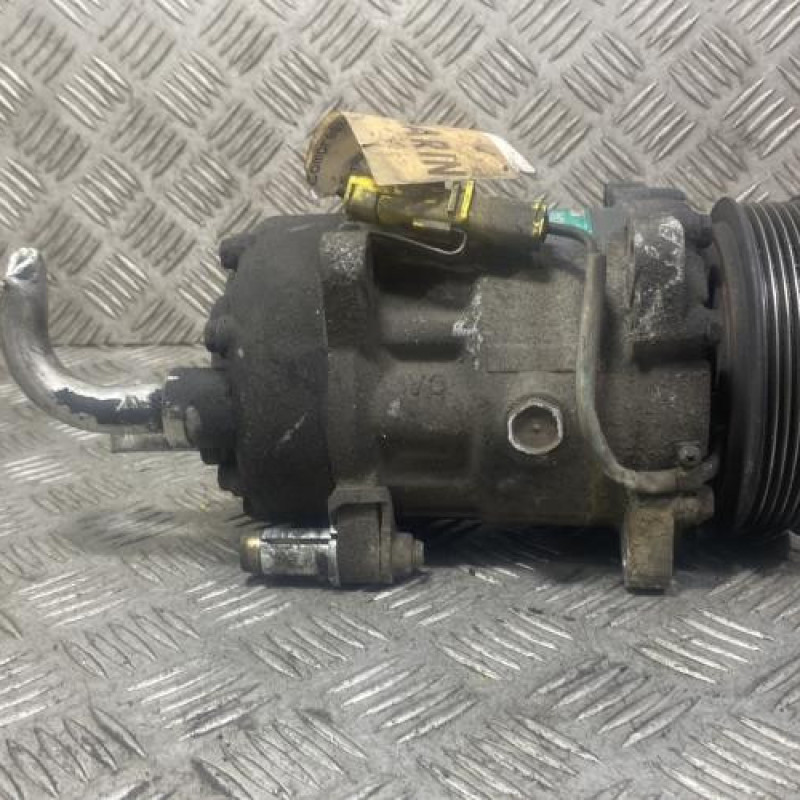 Compresseur clim CITROEN C8 Photo n°3