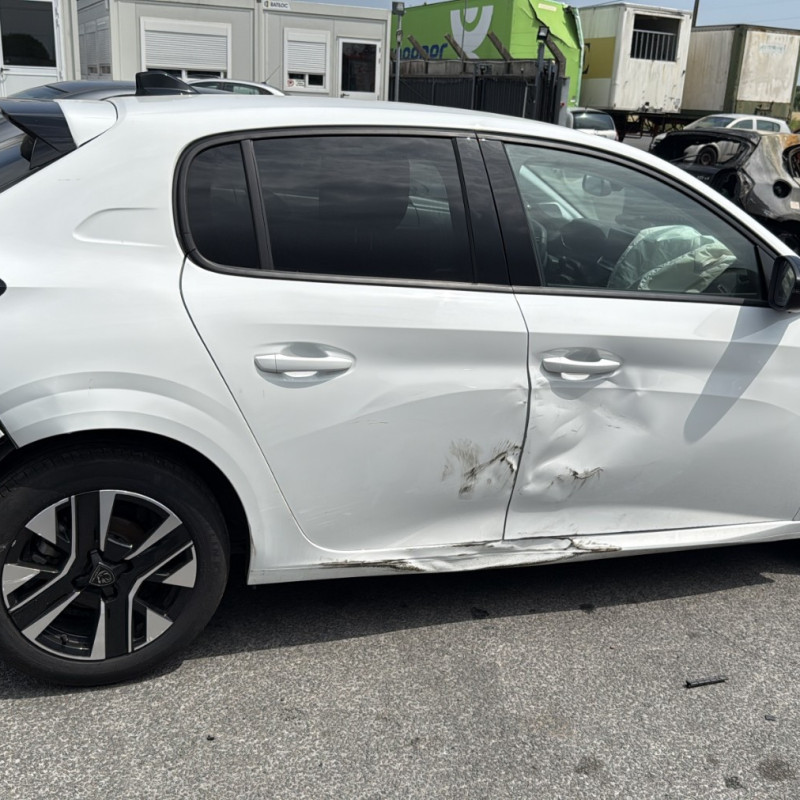 PEUGEOT 208 2 1.2 PURETECH - 12V TURBO Photo n°28