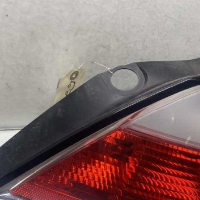 Feu arriere principal droit (feux) OPEL ASTRA H Photo n°1